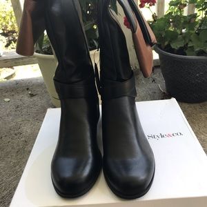 Style&co.’s Boots (Vedaa)